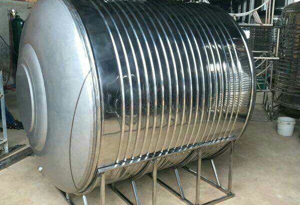 Stainless steel water tanks