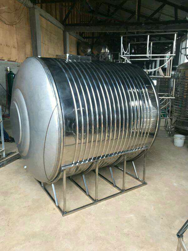 Stainless steel water tanks